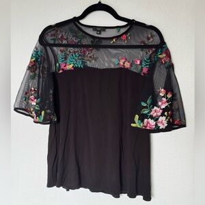 Kim & Cami Floral Embroidered Illusion Top size M